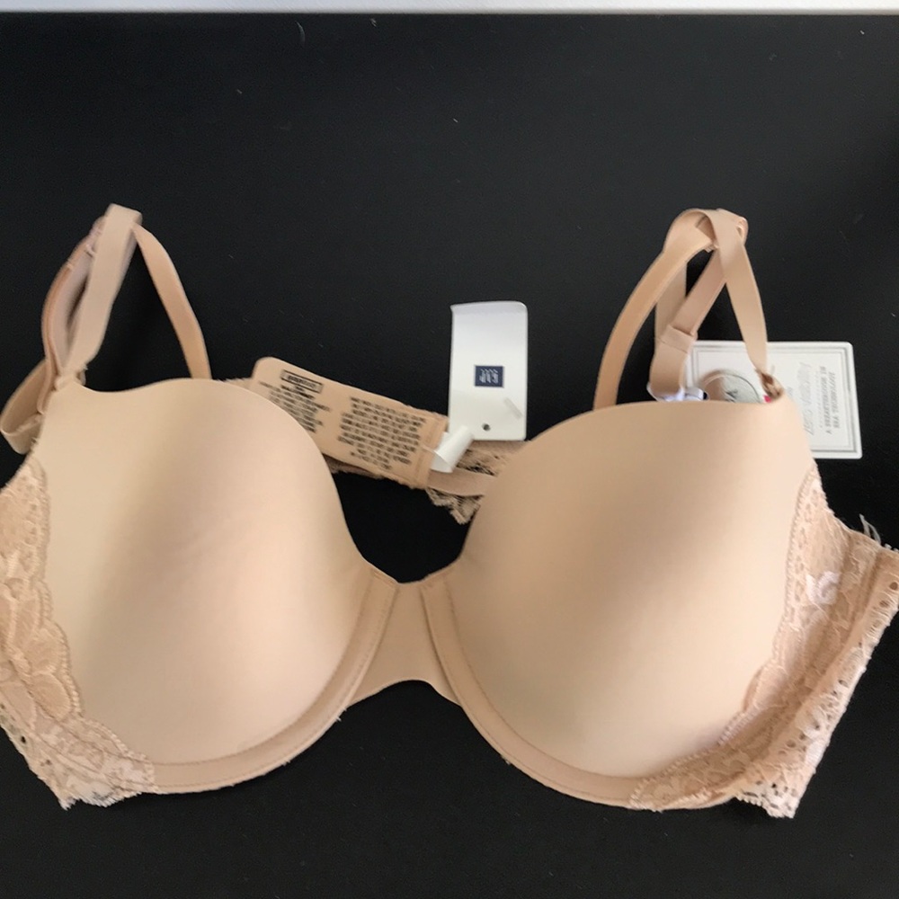 NEW 36A Gap Body zero visibility bra